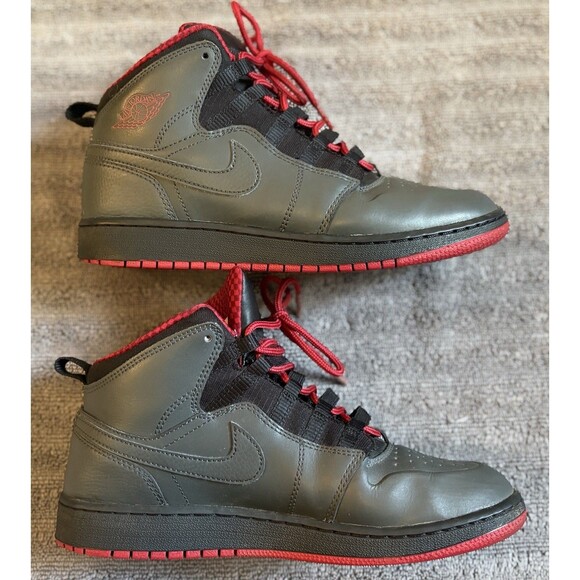 Nike Air Jordan 1 Retro '94 GS 'Anthracite Red' 631739-004 Kids Size 6Y - Picture 1 of 7